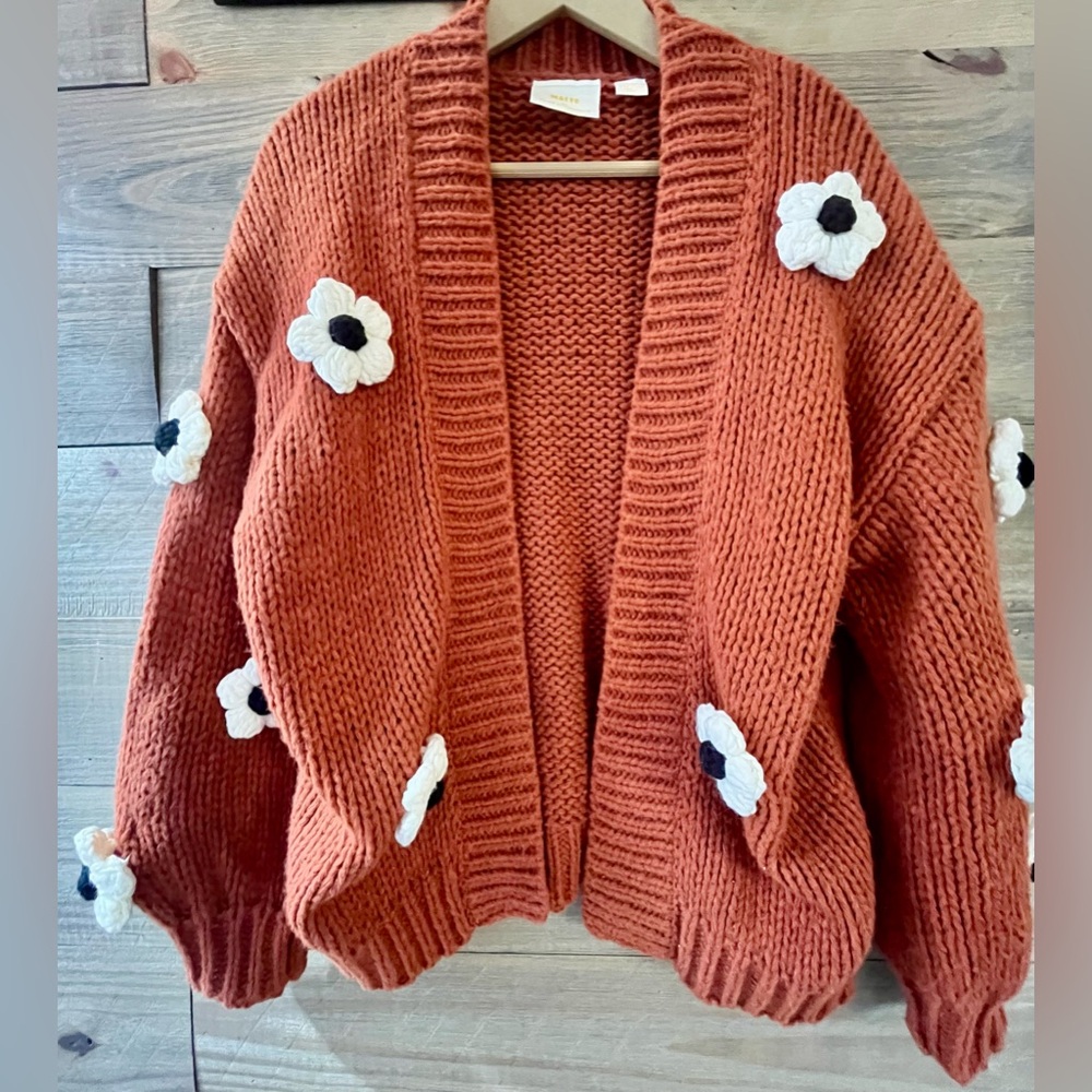 Maeve Rust Orange Chunky Cardigan with White Flower Appliqués